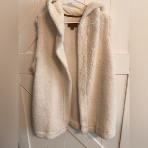 UGG Women’s Sherpa Fleece Hooded Vest Cream Cozy Open Front Soft Teddy Jacket